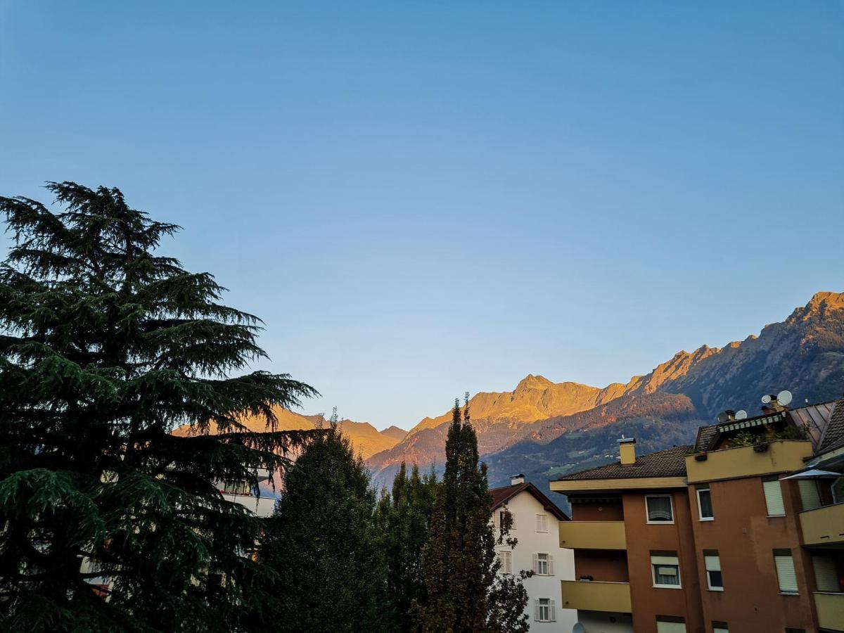 Central Suite Meran Екстер'єр фото