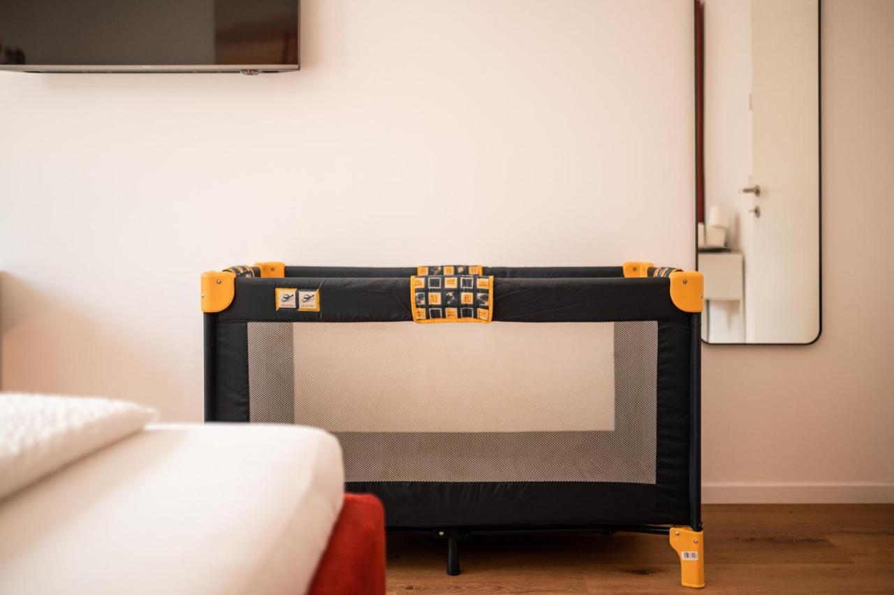 Central Suite Meran Екстер'єр фото
